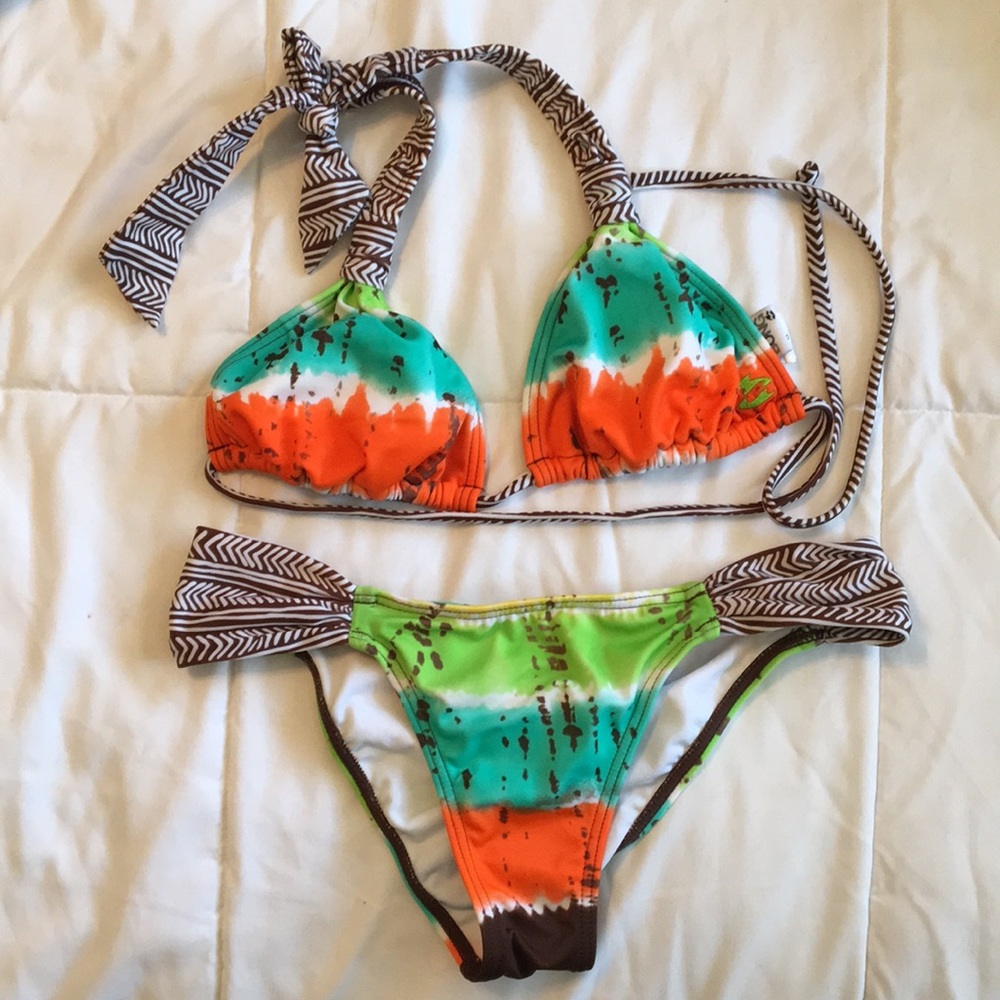 Billabong tie dye bikini